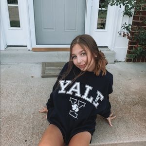 Meet your Posher, Charly